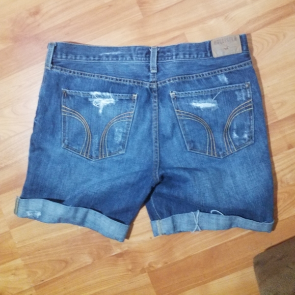 - Hollister part of 3 for 25 sale - Picture 5 of 5